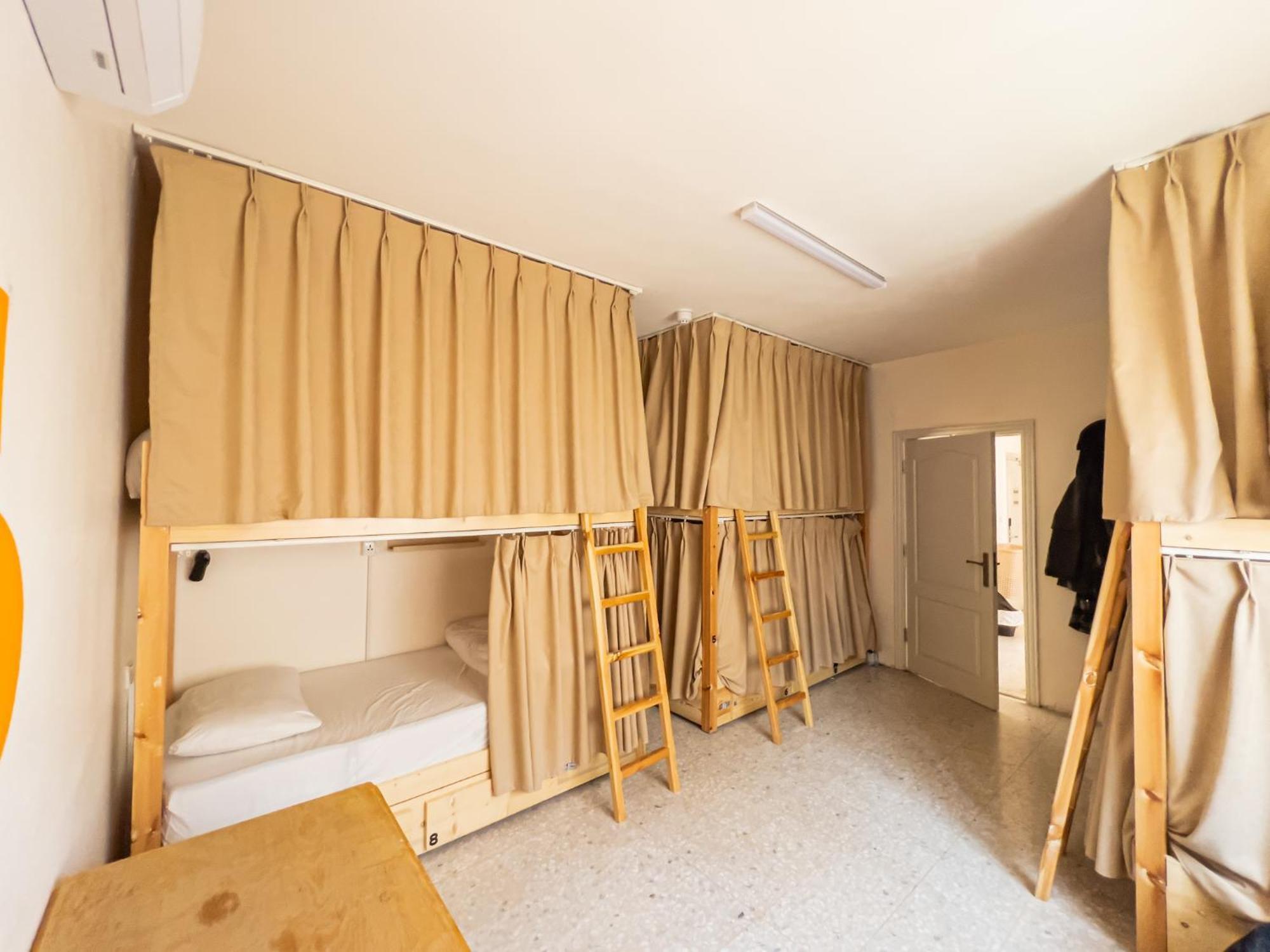 עמאן Battuta Hostel חדר תמונה