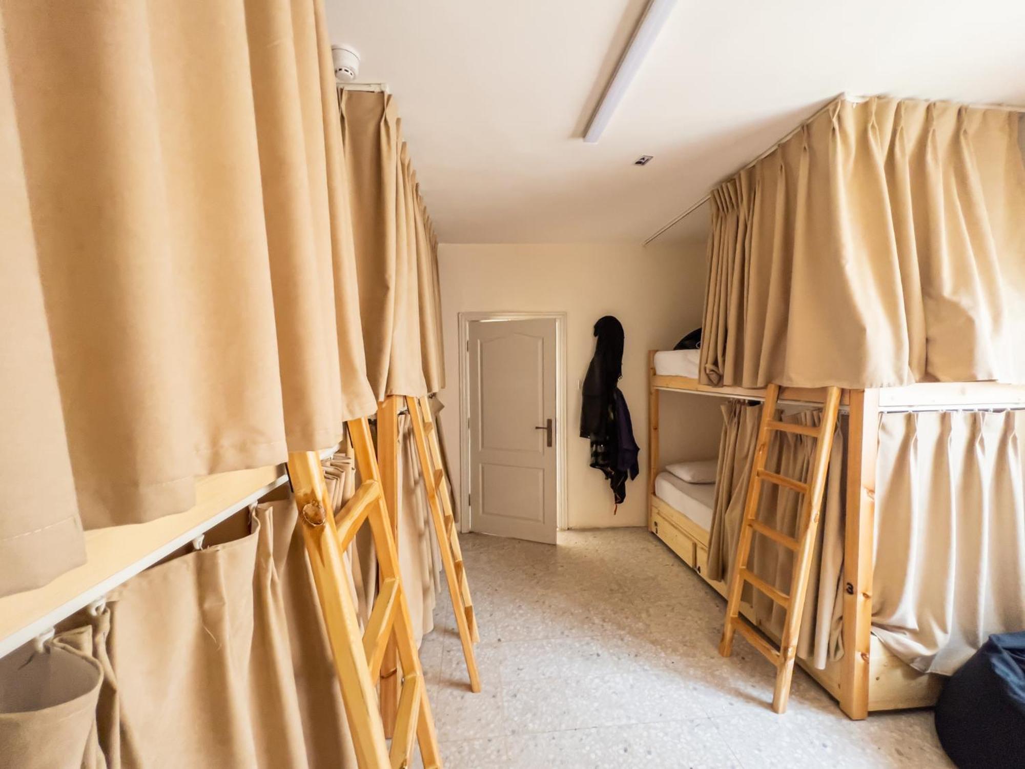 עמאן Battuta Hostel חדר תמונה